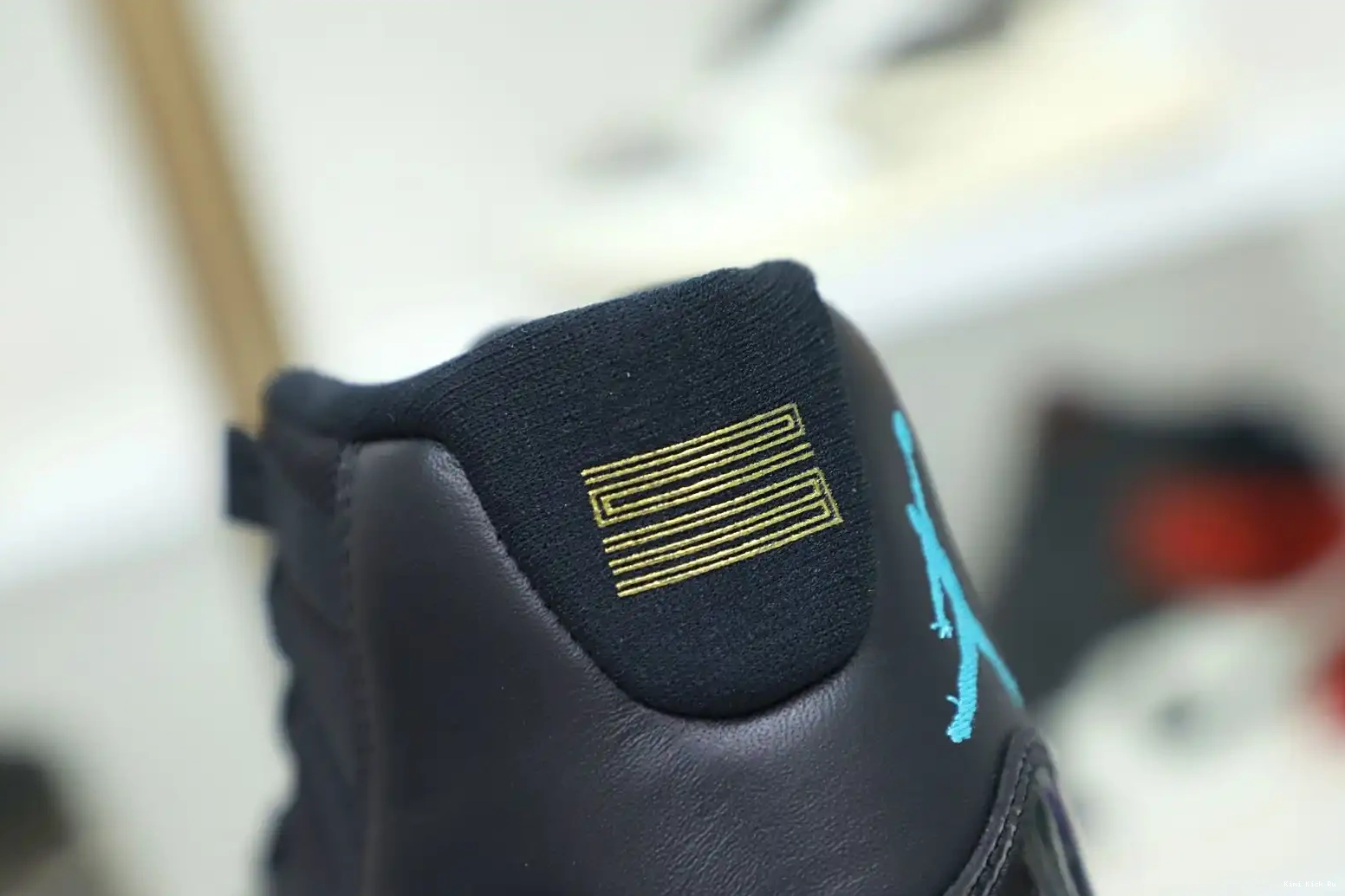 RETRO 11 GAMMA AIR Kimikick BLUE JORDAN 0709